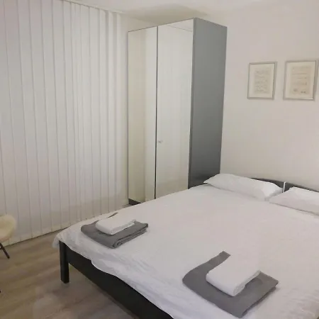 アパート Barzettes-vacances 454 - Entree N- 14 By Interhome *